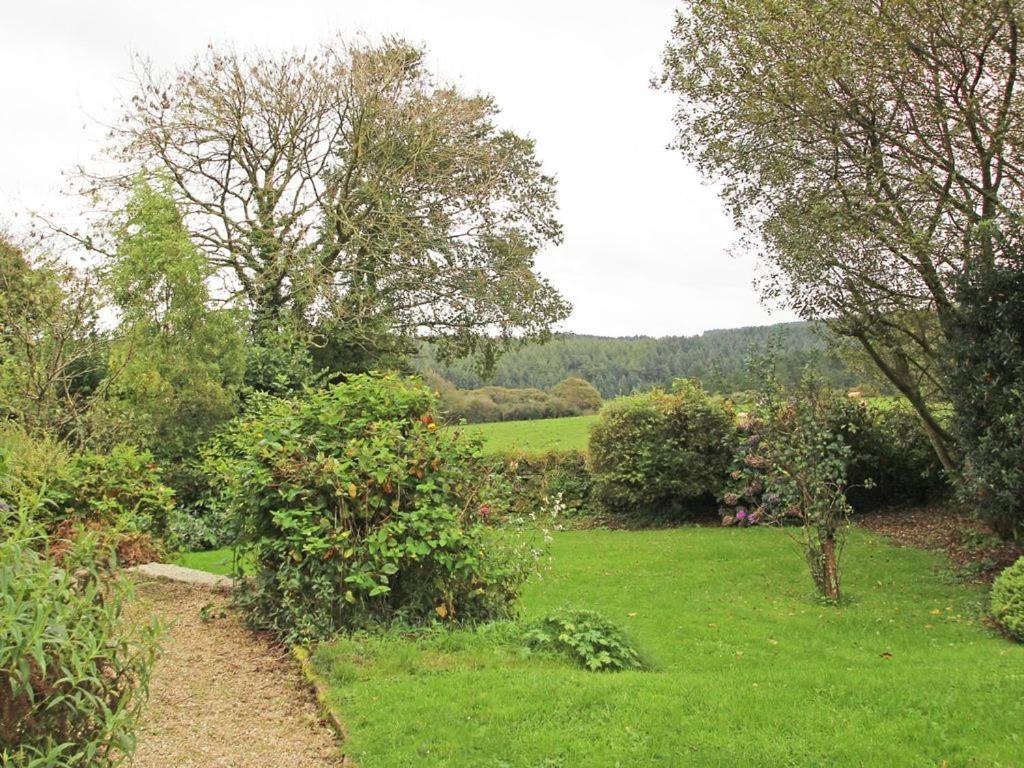 Meadowside Cottage, Characterful Grade 2 Listed Cottage Near To Wadebridge And Padstow Extérieur photo
