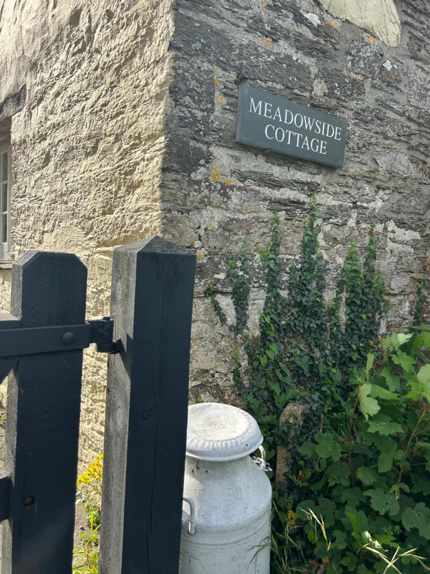 Meadowside Cottage, Characterful Grade 2 Listed Cottage Near To Wadebridge And Padstow Extérieur photo