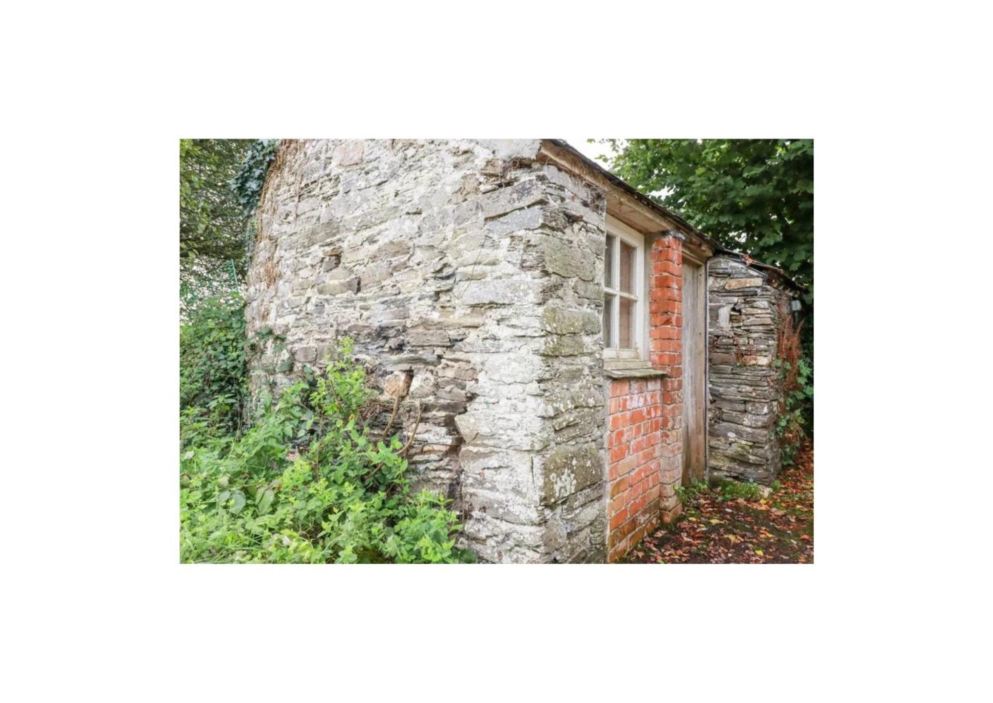 Meadowside Cottage, Characterful Grade 2 Listed Cottage Near To Wadebridge And Padstow Extérieur photo